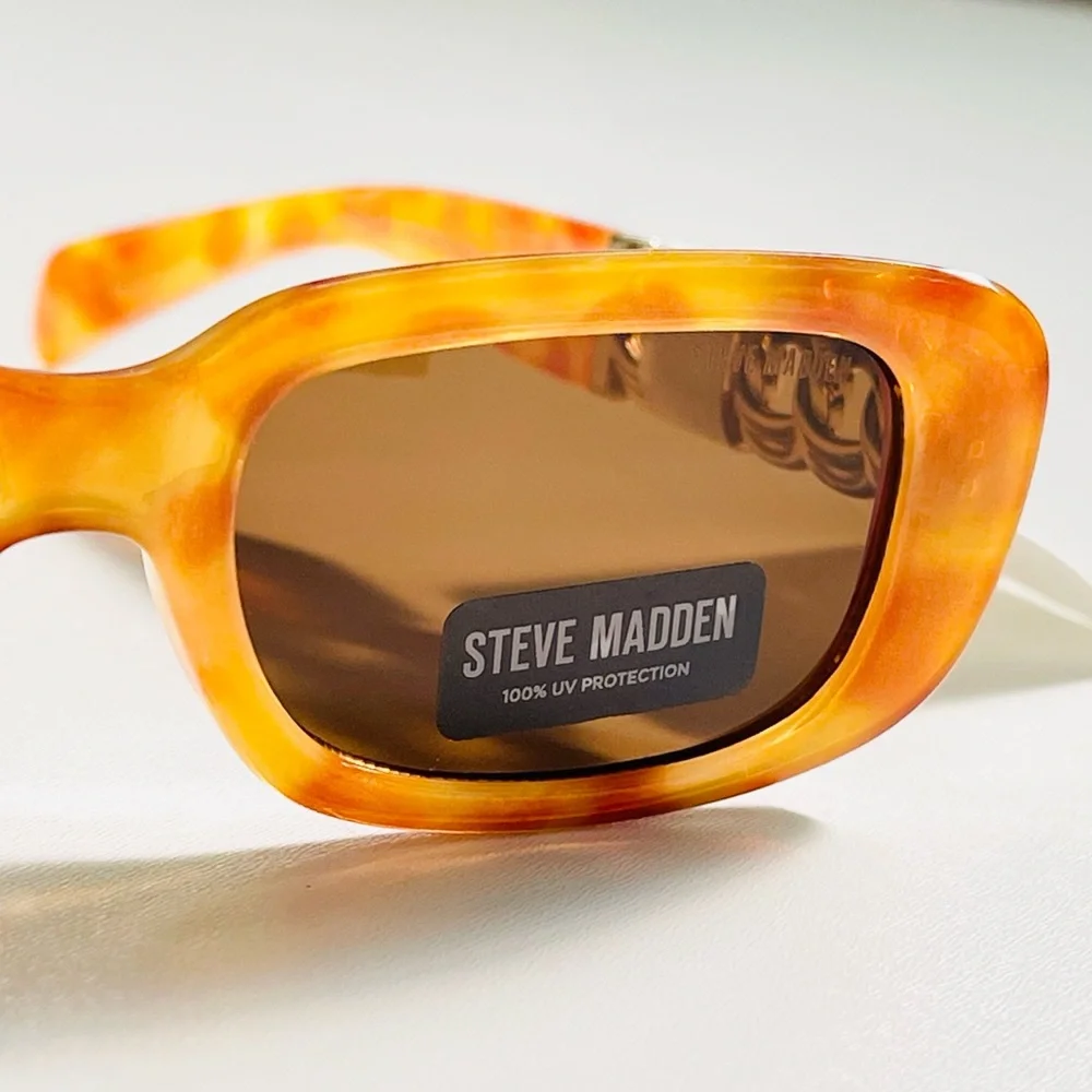 Steve Madden steve madden